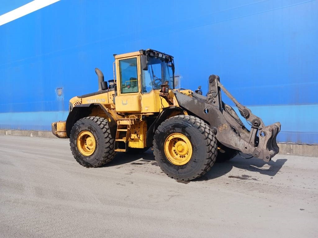 Volvo L 120 E - Wheel loader: picture 3 Volvo L 120 E - Wheel loader: picture 3