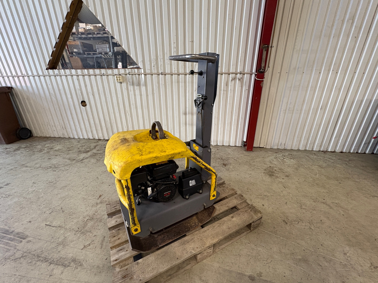 Atlas Copco LG200 - Vibratory plate: picture 1 Atlas Copco LG200 - Vibratory plate: picture 1