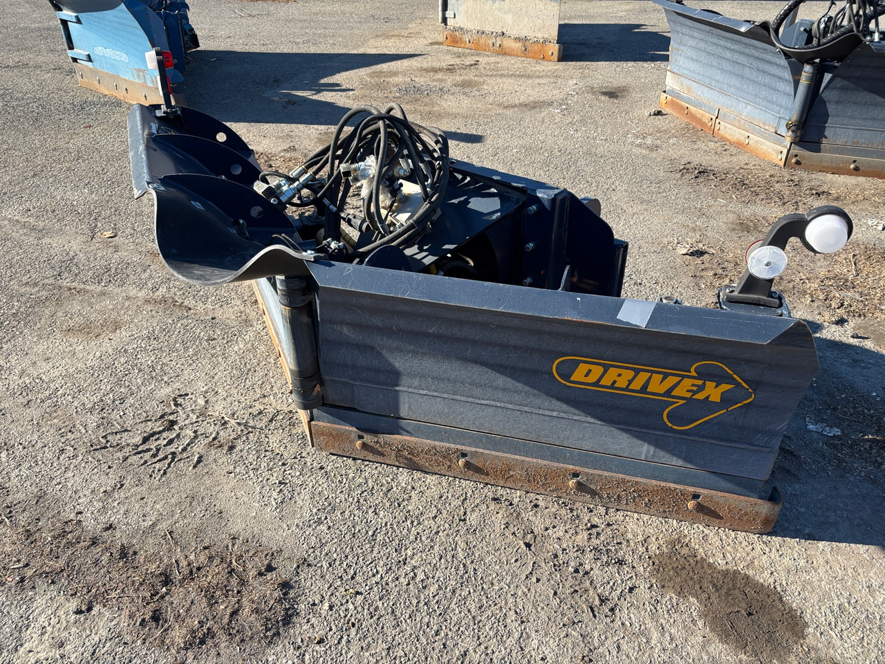 Drivex VP-24-Trima - Snow plough: picture 1 Drivex VP-24-Trima - Snow plough: picture 1