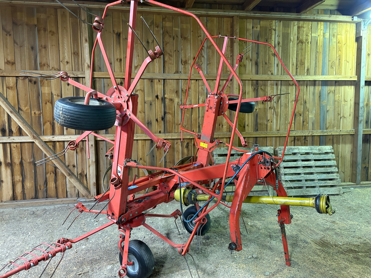 Fella TH 520 D Hydro - Tedder/ Rake: picture 1 Fella TH 520 D Hydro - Tedder/ Rake: picture 1