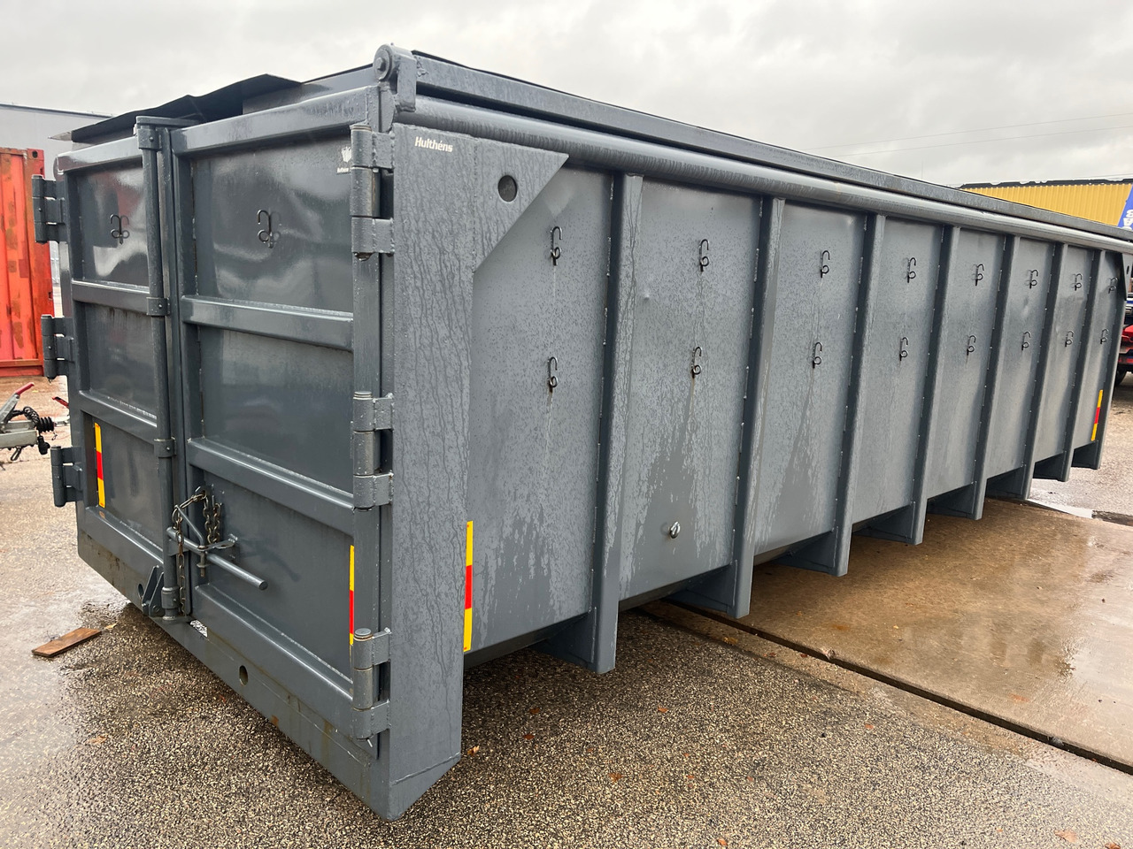 GMM - Roll-off container: picture 1 GMM - Roll-off container: picture 1