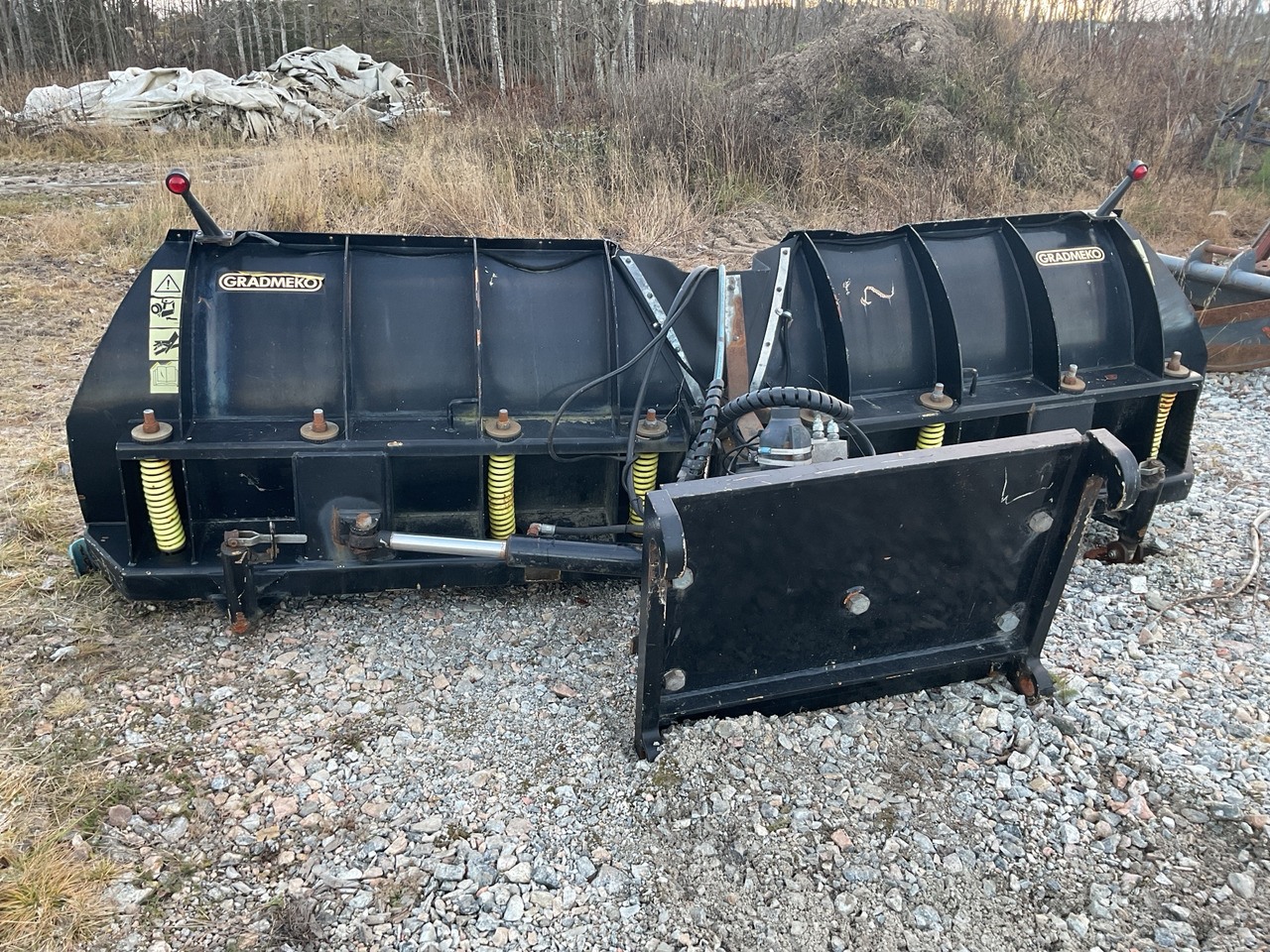 Gradmeko VP360 - Snow plough: picture 1 Gradmeko VP360 - Snow plough: picture 1