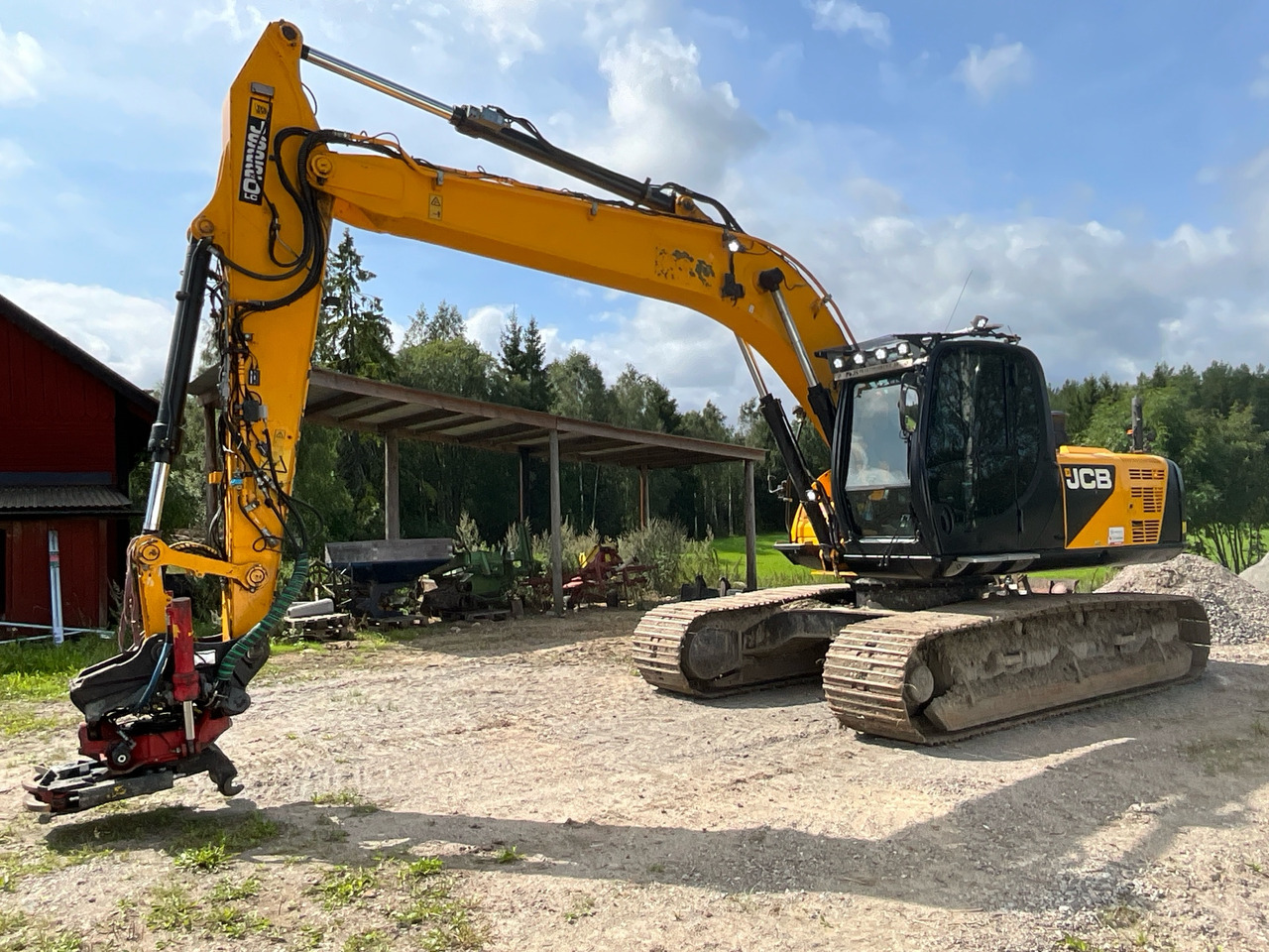 JCB JS220LC - Excavator: picture 1 JCB JS220LC - Excavator: picture 1