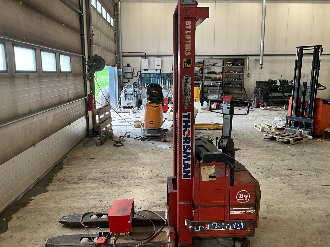 BT - Material handling equipment: picture 1 BT - Material handling equipment: picture 1