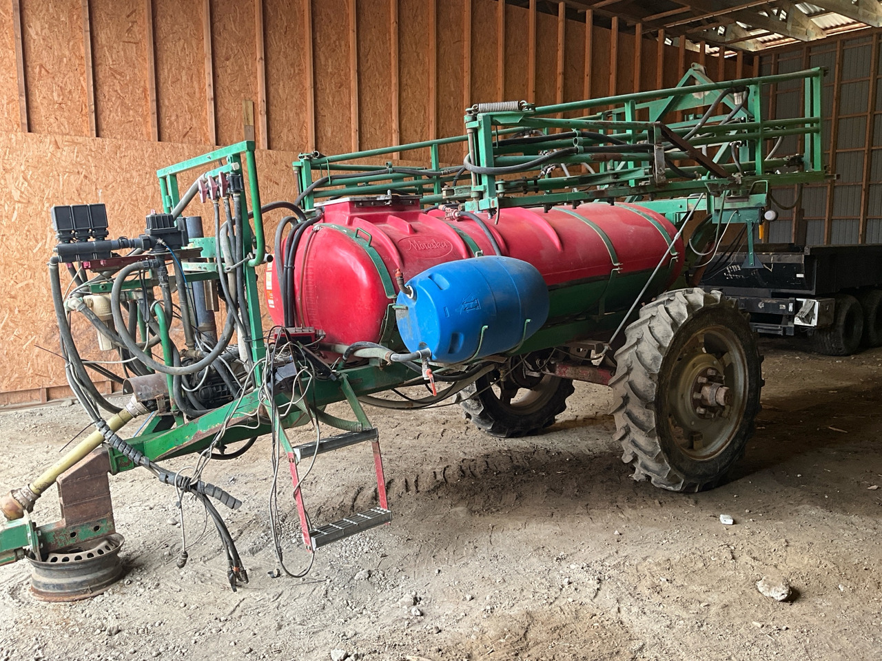 Moteska 2000 - Sprayer: picture 1 Moteska 2000 - Sprayer: picture 1
