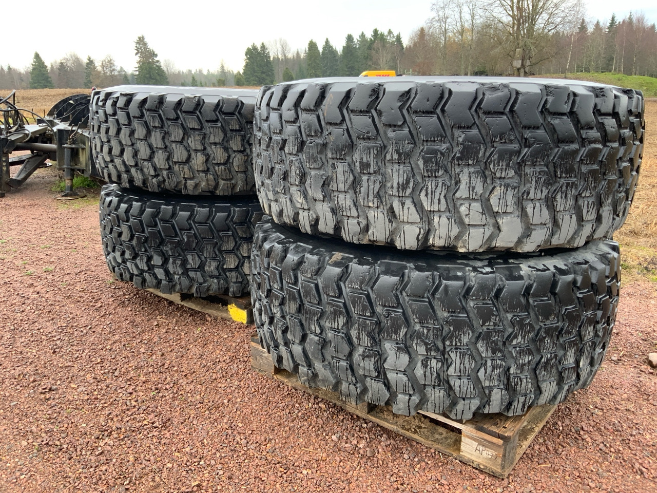 Nokian Loader Grip - Tire for Construction machinery: picture 1 Nokian Loader Grip - Tire for Construction machinery: picture 1