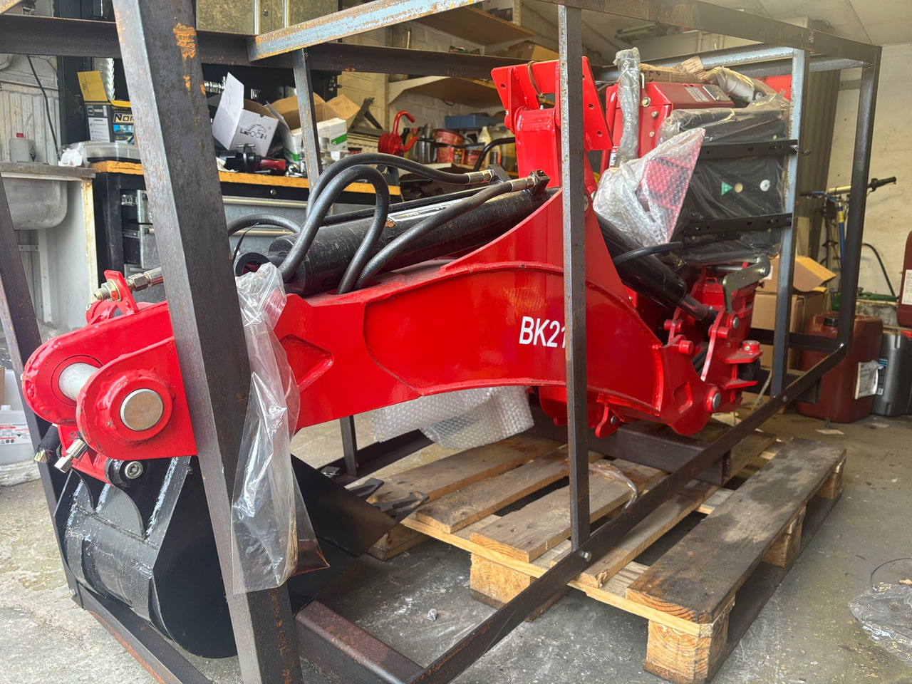 P.Lindberg Mower BK215 - Construction equipment: picture 1 P.Lindberg Mower BK215 - Construction equipment: picture 1