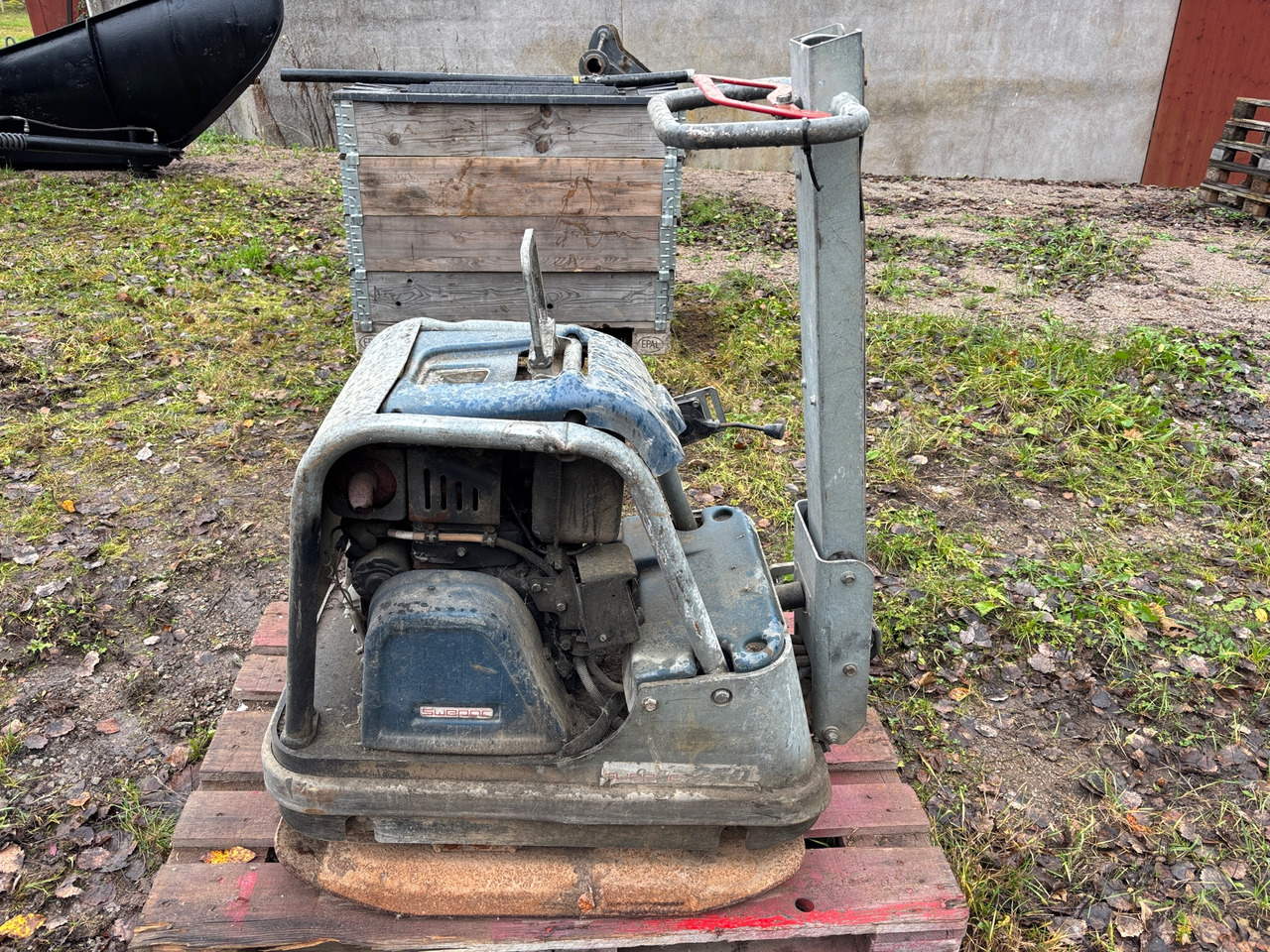 Swepac FB 250 - Vibratory plate: picture 1 Swepac FB 250 - Vibratory plate: picture 1