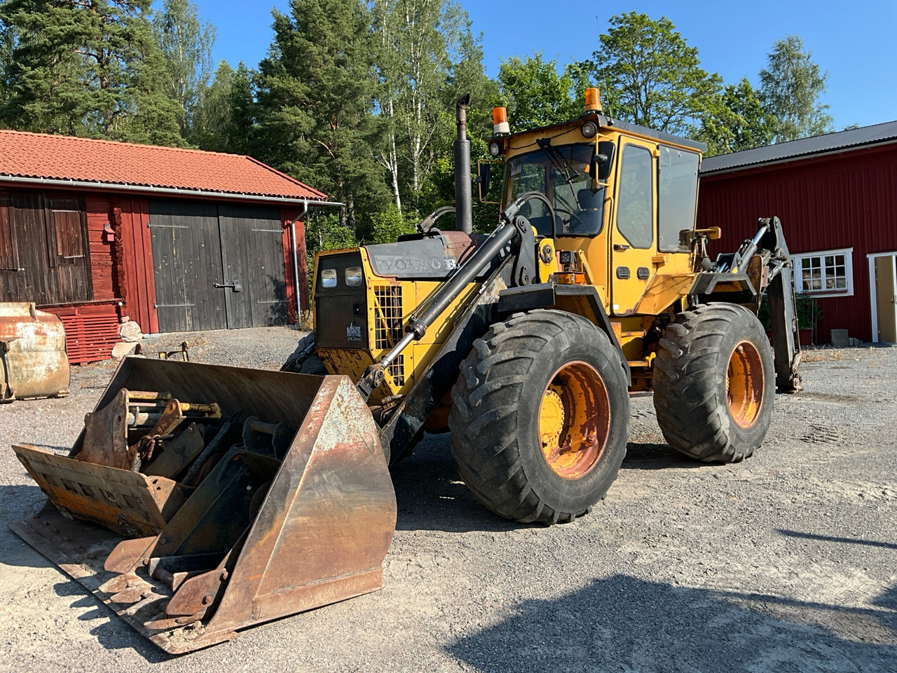 Volvo BM 6300 - Backhoe loader: picture 1 Volvo BM 6300 - Backhoe loader: picture 1