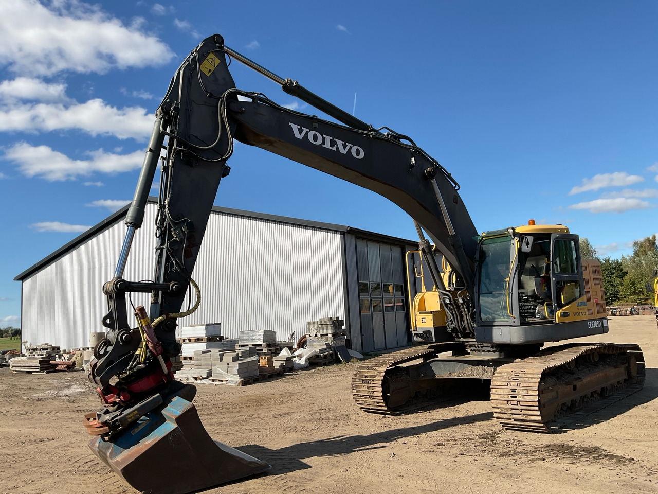 Volvo ECR305CL - Excavator: picture 1 Volvo ECR305CL - Excavator: picture 1