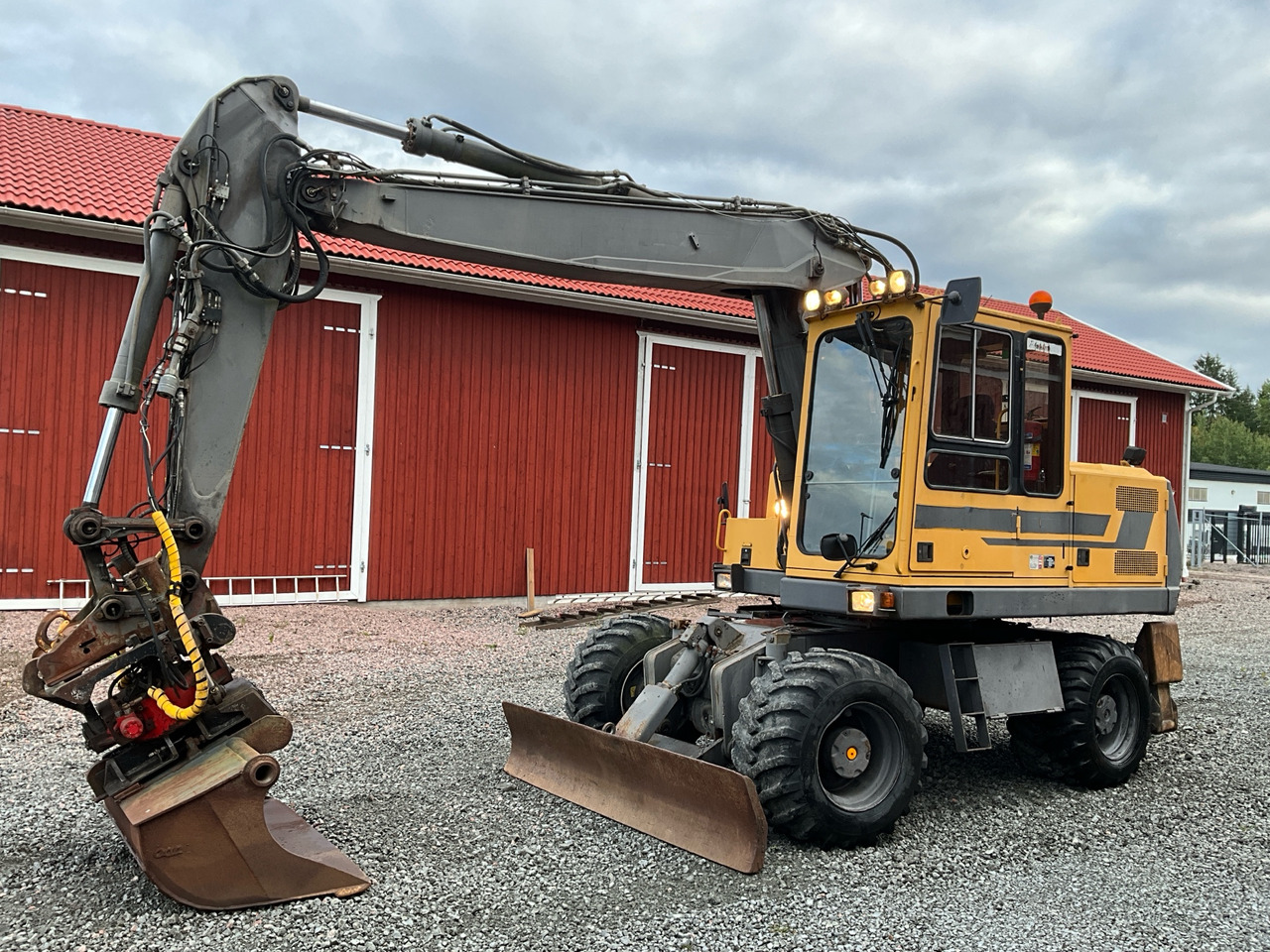 Volvo EW150C - Excavator: picture 1 Volvo EW150C - Excavator: picture 1