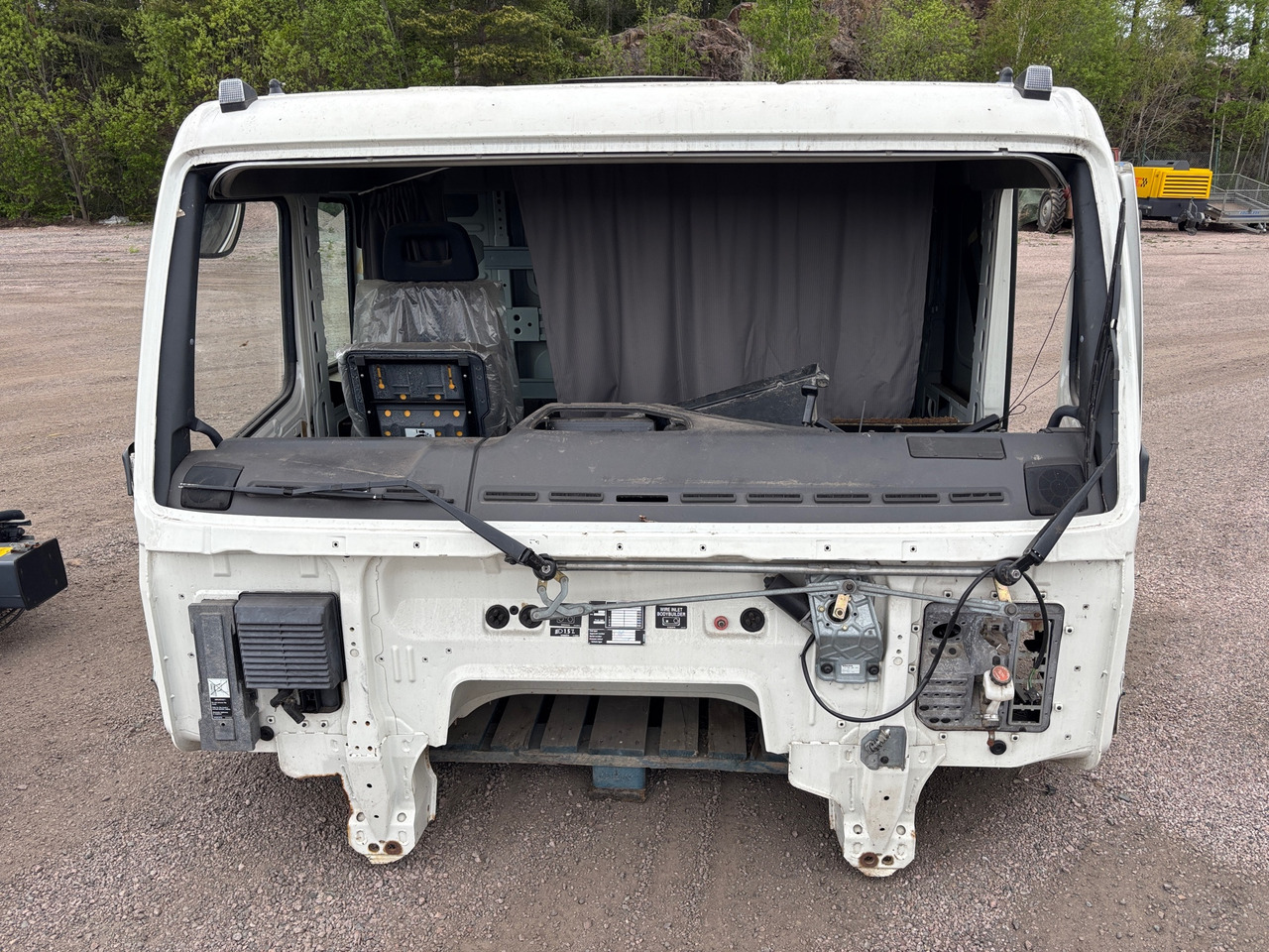 Volvo FH 12-16 - Cab for Truck: picture 1 Volvo FH 12-16 - Cab for Truck: picture 1