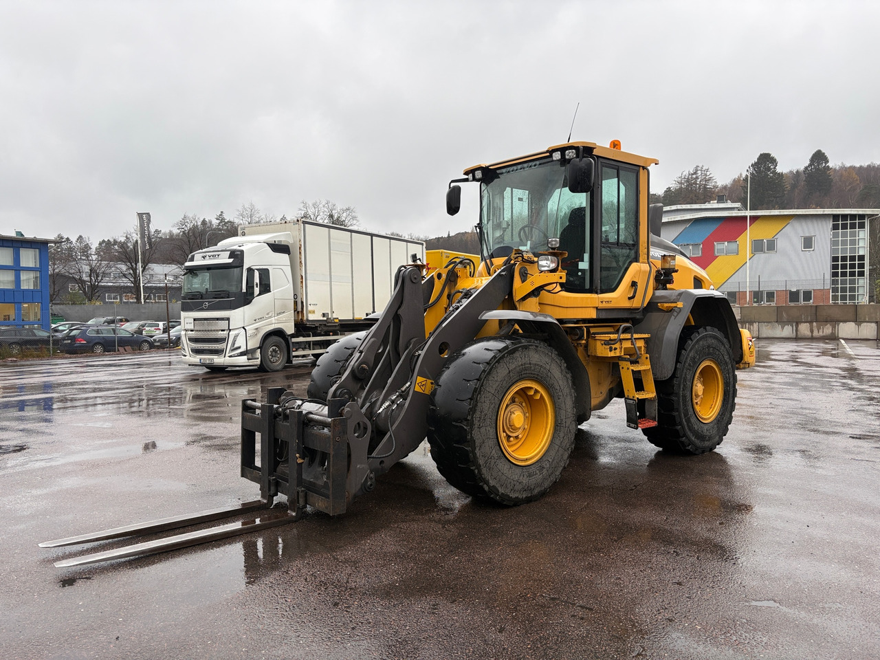 Volvo L60H - Wheel loader: picture 1 Volvo L60H - Wheel loader: picture 1