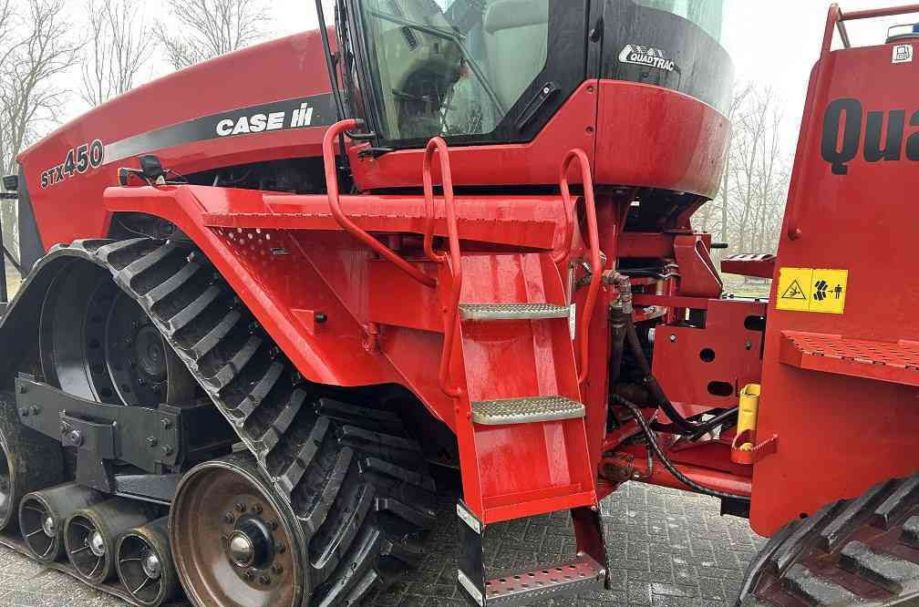 Case Quadtrac 450 - Farm tractor: picture 5 Case Quadtrac 450 - Farm tractor: picture 5