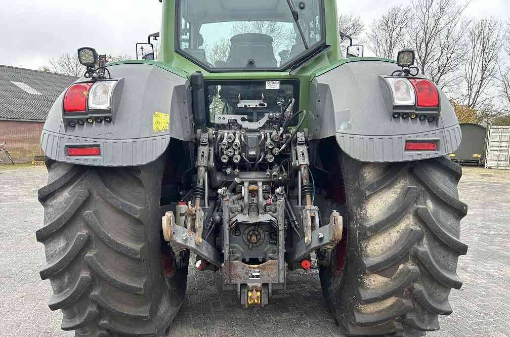 Fendt 828 profi plus, rtk - Farm tractor: picture 3 Fendt 828 profi plus, rtk - Farm tractor: picture 3