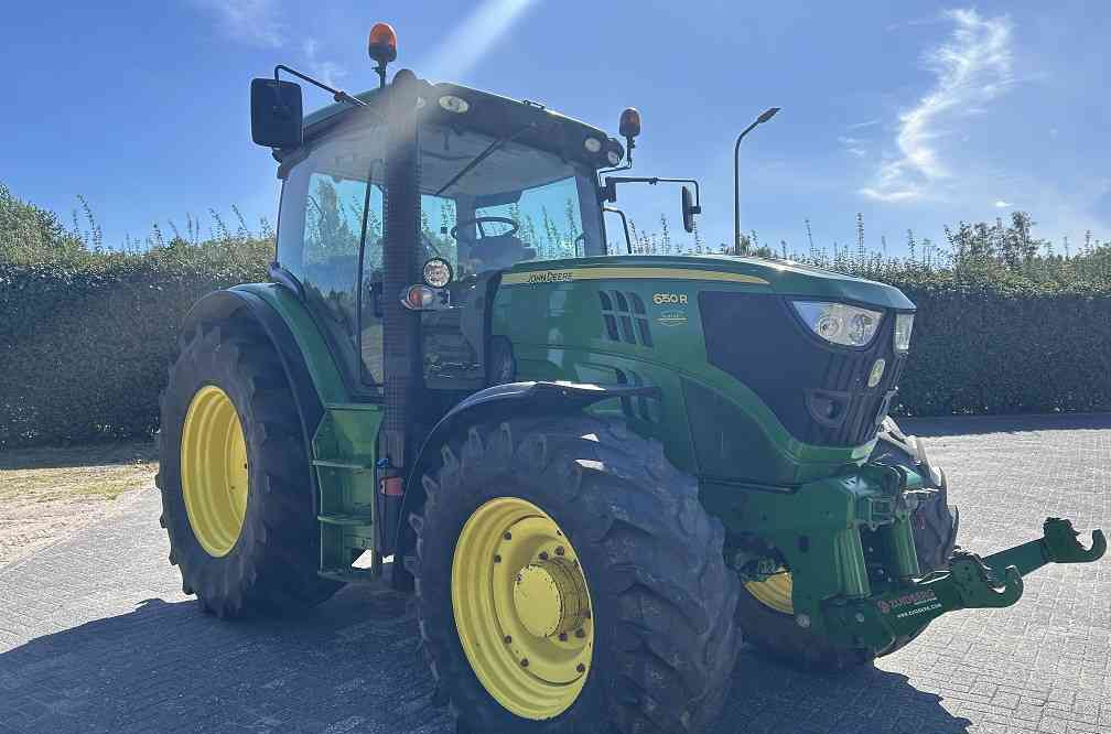 John Deere 6.150R 6150R powerquad - Farm tractor: picture 4 John Deere 6.150R 6150R powerquad - Farm tractor: picture 4