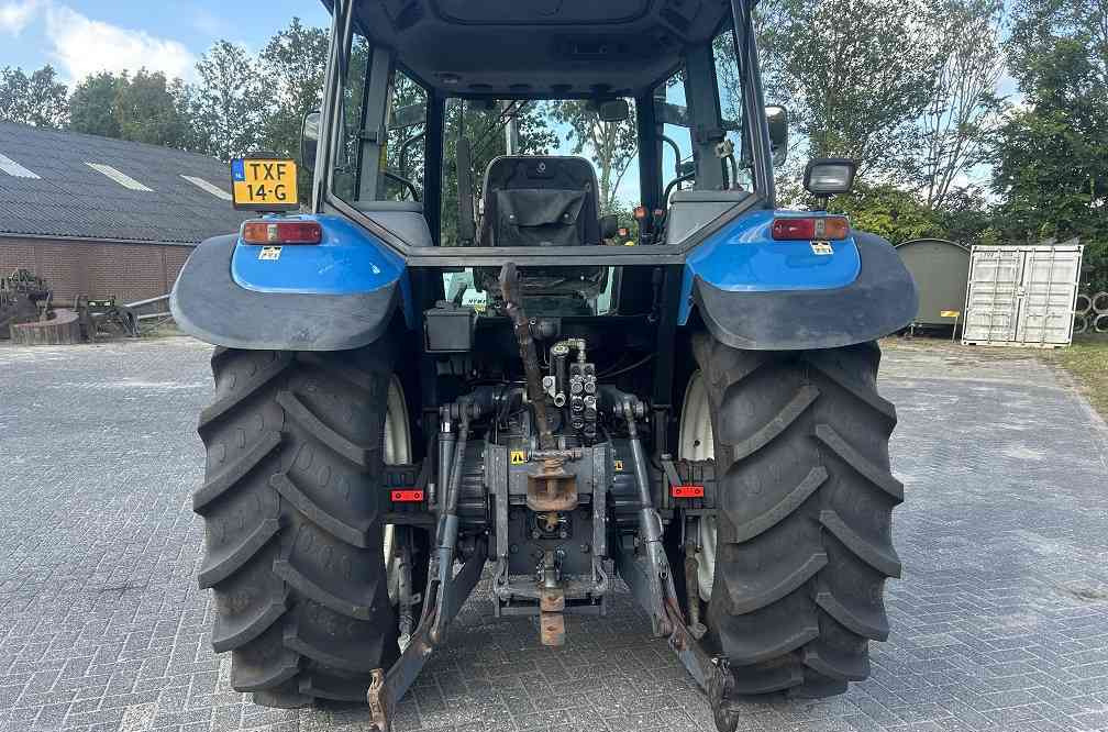 New Holland ts 90 sle - Farm tractor: picture 3 New Holland ts 90 sle - Farm tractor: picture 3