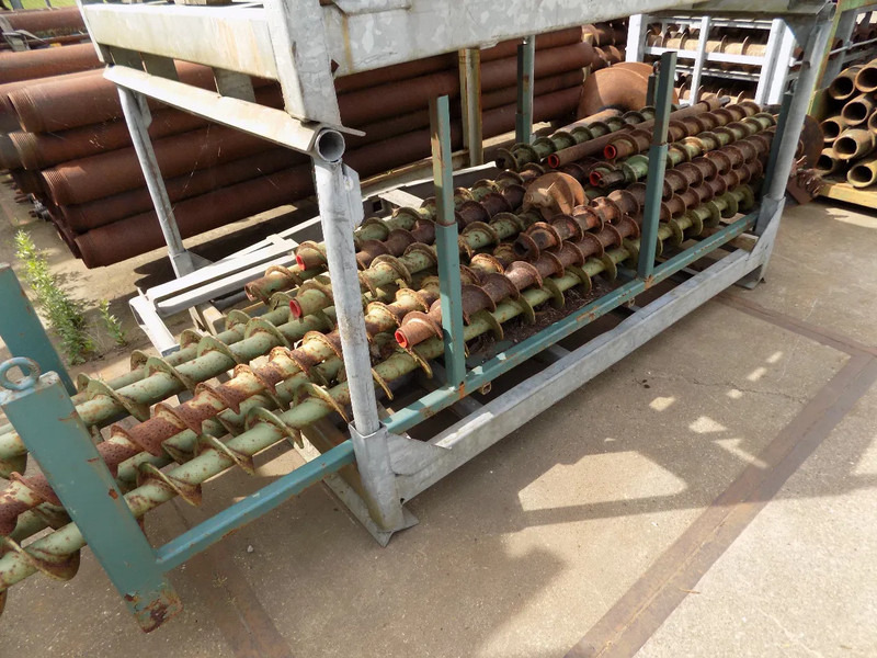 Atlas-Copco avegaar boorpijpen. - Drilling rig: picture 1 Atlas-Copco avegaar boorpijpen. - Drilling rig: picture 1