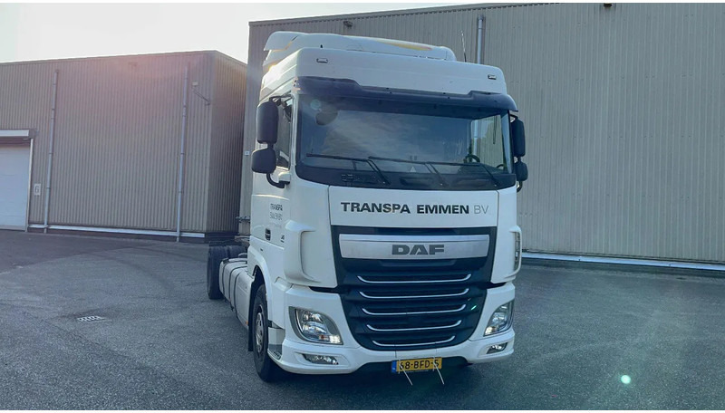 DAF XF 440 Daf XF106 Chassis cabine clean euro6 - Cab chassis truck: picture 1 DAF XF 440 Daf XF106 Chassis cabine clean euro6 - Cab chassis truck: picture 1