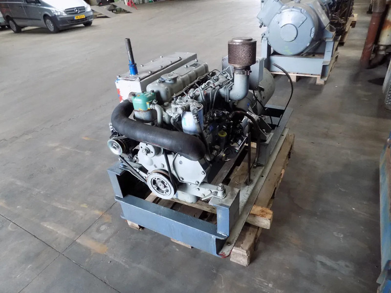 Mitsubishi aggregaat 20 kva - Generator set: picture 3 Mitsubishi aggregaat 20 kva - Generator set: picture 3