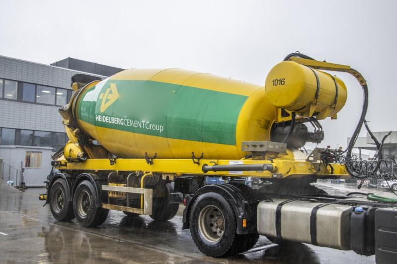 DE BUF BETON MIXER/MALAXEUR/MISCHER-12M3 - Concrete mixer semi-trailer: picture 2 DE BUF BETON MIXER/MALAXEUR/MISCHER-12M3 - Concrete mixer semi-trailer: picture 2