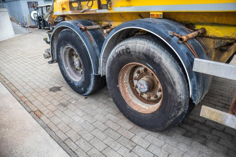 Concrete mixer semi-trailer DE BUF BETON MIXER/MALAXEUR/MISCHER10M3: picture 7