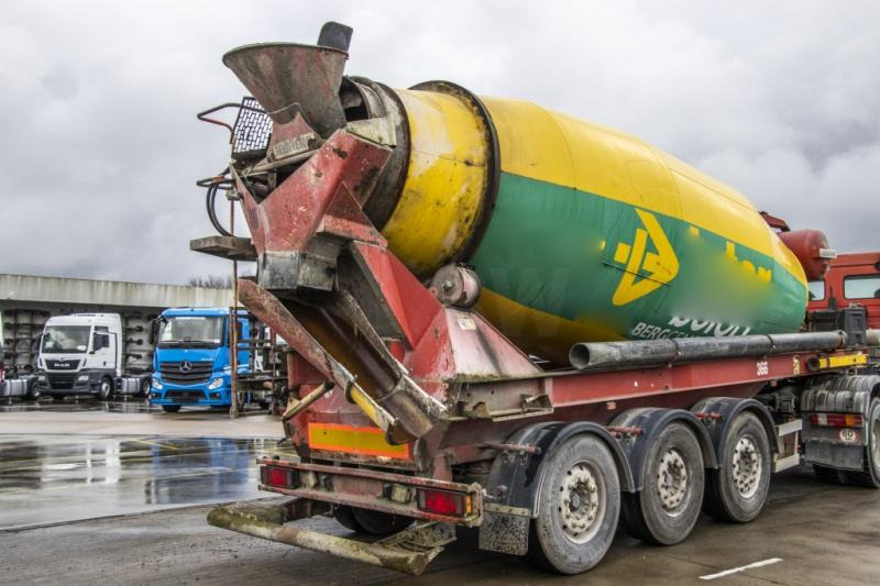 Liebherr LIEBHERR BETON MIXER/MALAXEUR/MISCHER-12M³ - Concrete mixer semi-trailer: picture 3 Liebherr LIEBHERR BETON MIXER/MALAXEUR/MISCHER-12M³ - Concrete mixer semi-trailer: picture 3