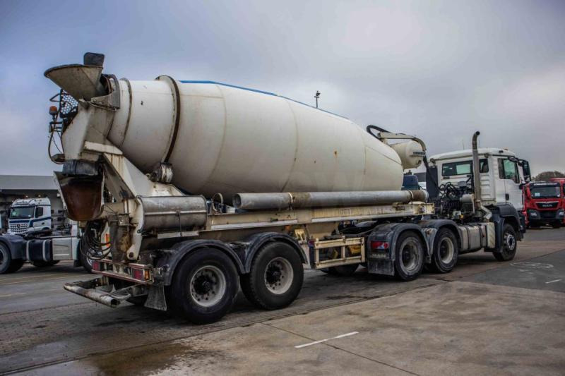 Liebherr LIEBHERR BETON MIXER/MALAXEUR/MISCHER 12M3 - Concrete mixer semi-trailer: picture 2 Liebherr LIEBHERR BETON MIXER/MALAXEUR/MISCHER 12M3 - Concrete mixer semi-trailer: picture 2