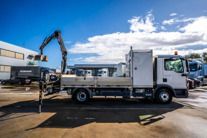 MAN TGL 12.190 BL + HIAB 055 D-1 HIDUO - Dropside/ Flatbed truck, Crane truck: picture 3 MAN TGL 12.190 BL + HIAB 055 D-1 HIDUO - Dropside/ Flatbed truck, Crane truck: picture 3