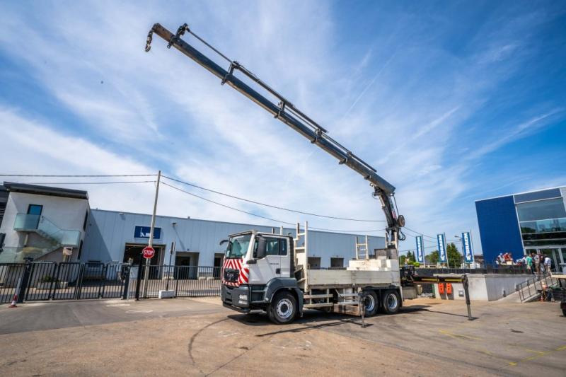 MAN TGS 33.400 BB - HIAB 377 E-5 HIPRO - Dropside/ Flatbed truck, Crane truck: picture 1 MAN TGS 33.400 BB - HIAB 377 E-5 HIPRO - Dropside/ Flatbed truck, Crane truck: picture 1
