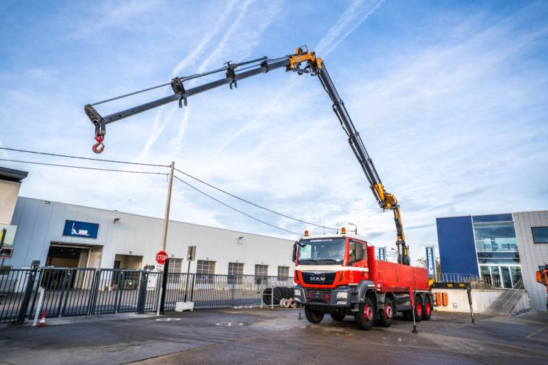 MAN TGS 35.400 BB+ EFFER 395 (4x)+JIB(4x) - Dropside/ Flatbed truck, Crane truck: picture 1 MAN TGS 35.400 BB+ EFFER 395 (4x)+JIB(4x) - Dropside/ Flatbed truck, Crane truck: picture 1