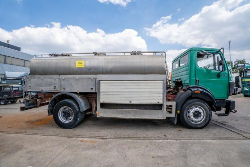 Mercedes SK 1831 L - WATER/EAU-11.500 L/3 Comp. - Tank truck: picture 3 Mercedes SK 1831 L - WATER/EAU-11.500 L/3 Comp. - Tank truck: picture 3
