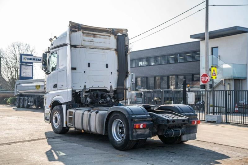 Mercedes ACTROS 1846 LS + kiphydr. - Tractor unit: picture 5 Mercedes ACTROS 1846 LS + kiphydr. - Tractor unit: picture 5
