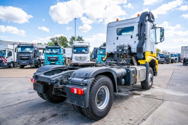 Mercedes AROCS 2045 AS (cardan) - Tractor unit: picture 4 Mercedes AROCS 2045 AS (cardan) - Tractor unit: picture 4