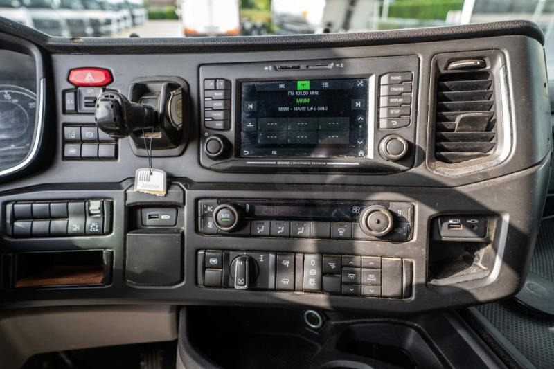 Tractor unit Scania R450 + KIPHYDR.: picture 9