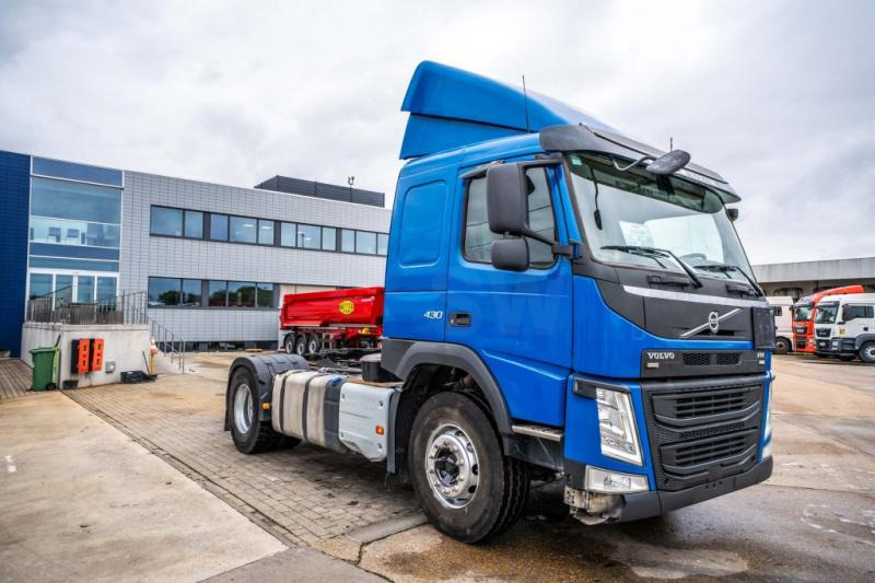 Volvo FM 430 - ADR - KIPHYDR. - Tractor unit: picture 2 Volvo FM 430 - ADR - KIPHYDR. - Tractor unit: picture 2