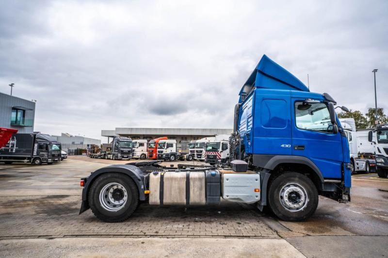 Volvo FM 430 - ADR - KIPHYDR. - Tractor unit: picture 3 Volvo FM 430 - ADR - KIPHYDR. - Tractor unit: picture 3