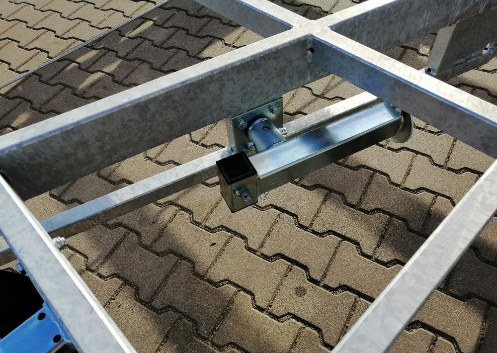 Besttrailers TINY HOUSE (Domki mobilne) 7,2x2,45 m DMC 3500 kg, 2 osie, 13", 4 podpory - Chassis trailer: picture 4 Besttrailers TINY HOUSE (Domki mobilne) 7,2x2,45 m DMC 3500 kg, 2 osie, 13", 4 podpory - Chassis trailer: picture 4