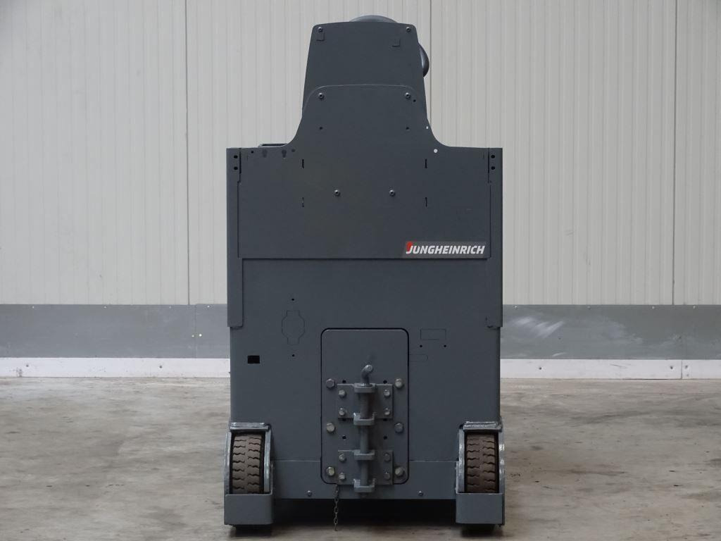 Jungheinrich EZS C40 - Tow tractor: picture 4 Jungheinrich EZS C40 - Tow tractor: picture 4