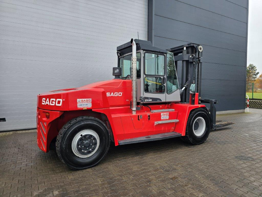 Kalmar DCE150-12 - Diesel forklift: picture 3 Kalmar DCE150-12 - Diesel forklift: picture 3