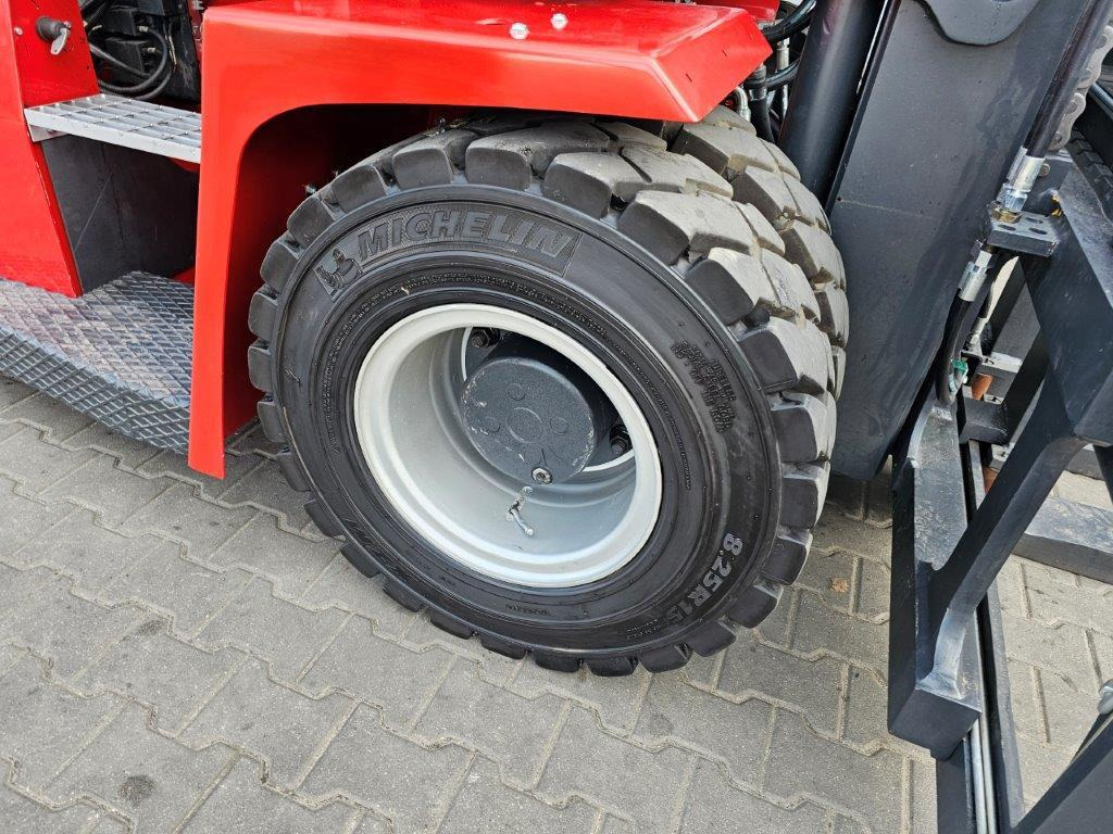 Kalmar DCE80-6 - Empty Containers Handler - Diesel forklift: picture 2 Kalmar DCE80-6 - Empty Containers Handler - Diesel forklift: picture 2