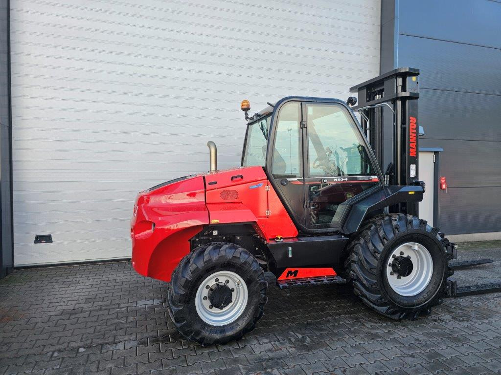 Manitou M50-4D - TRIPLEX- 4x4 - Rough terrain forklift: picture 3 Manitou M50-4D - TRIPLEX- 4x4 - Rough terrain forklift: picture 3