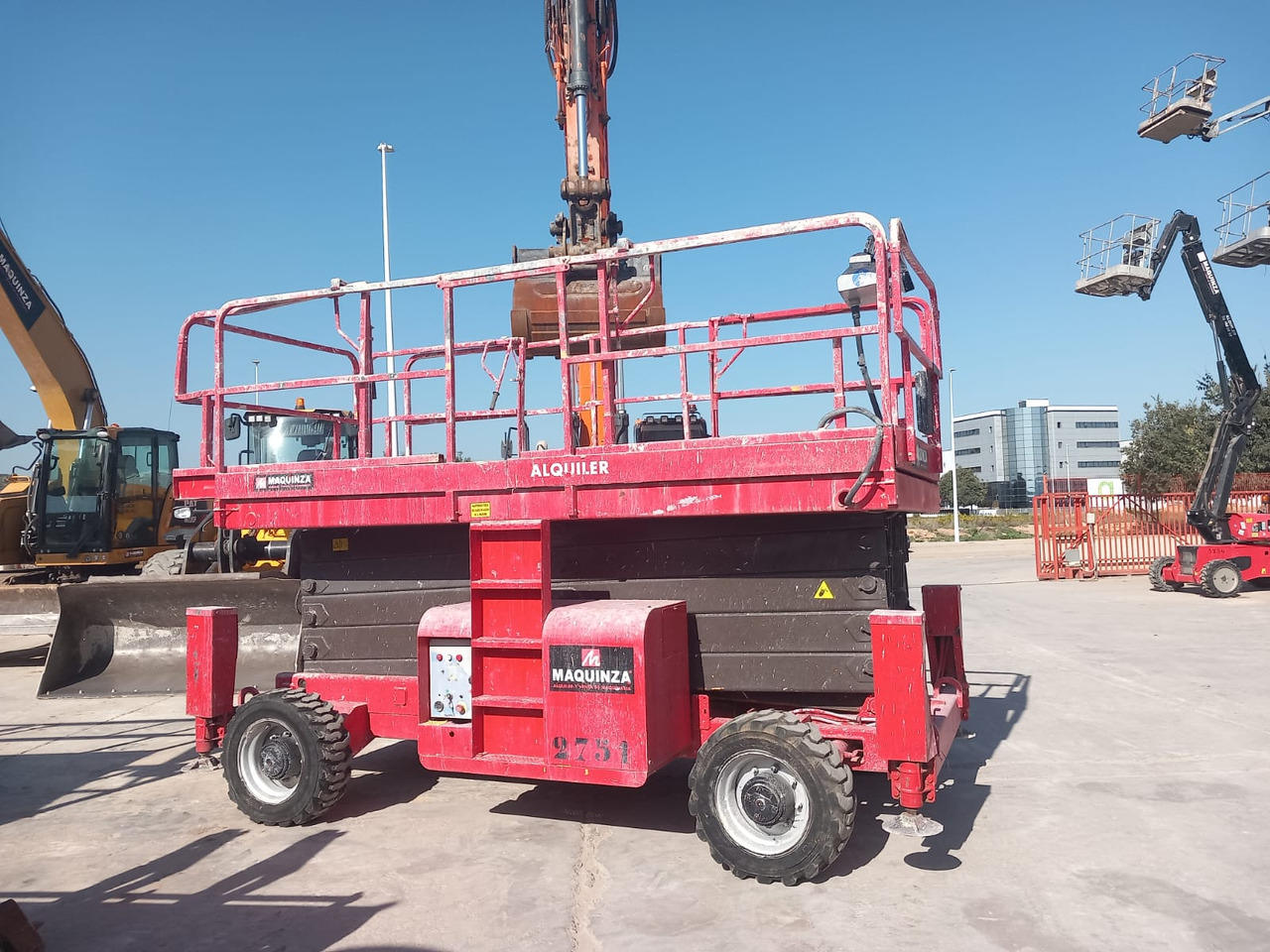 HAULOTTE H18SX - Scissor lift: picture 2 HAULOTTE H18SX - Scissor lift: picture 2