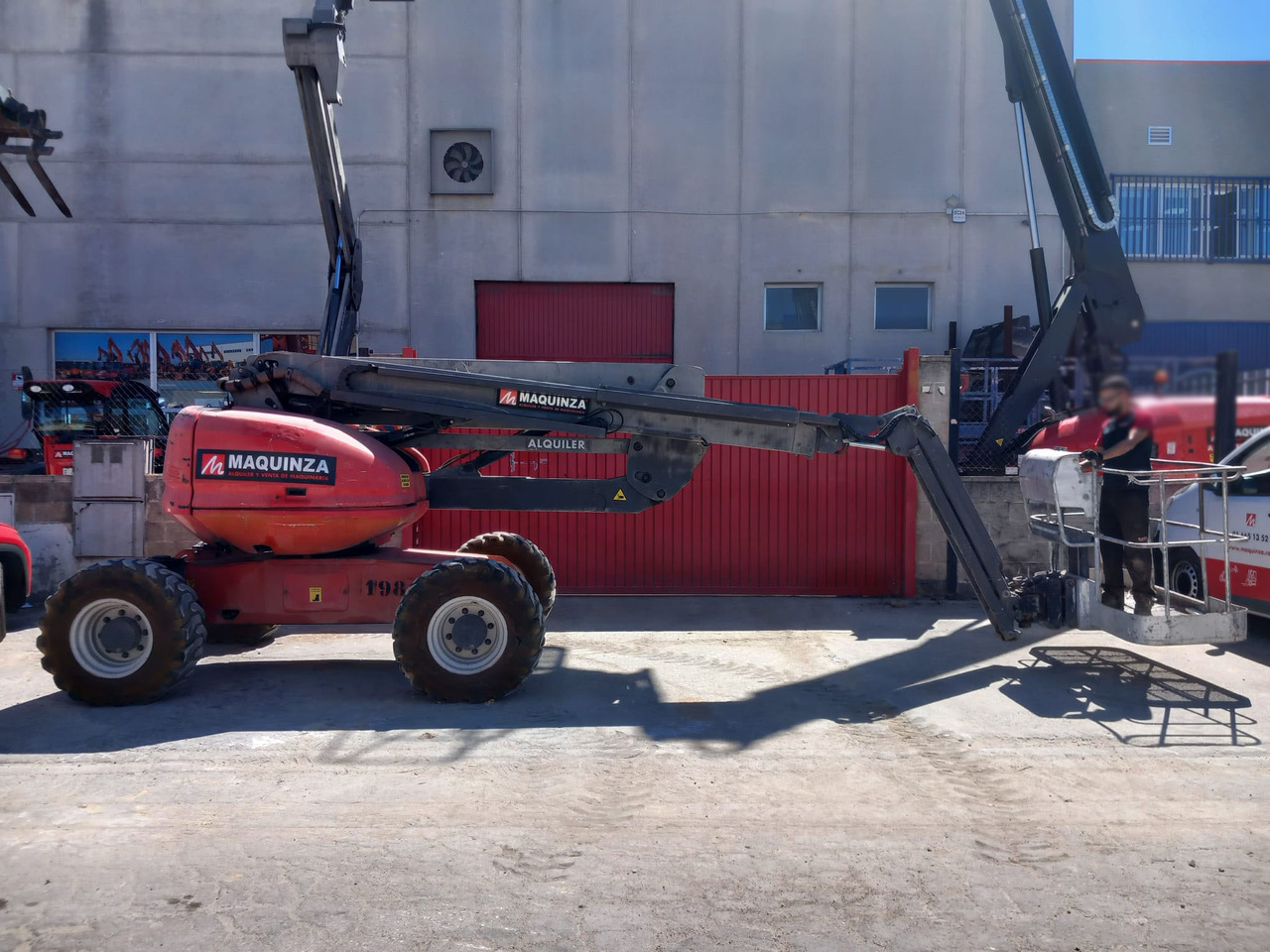 MANITOU 180ATJ - Articulated boom: picture 3 MANITOU 180ATJ - Articulated boom: picture 3