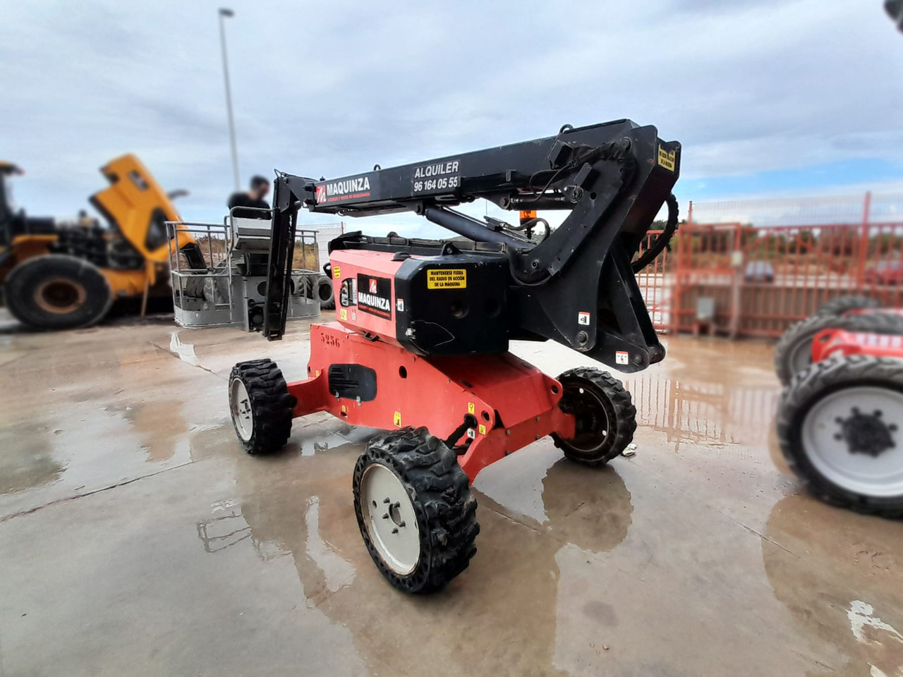 MANITOU MAN GO 12 - Articulated boom: picture 3 MANITOU MAN GO 12 - Articulated boom: picture 3
