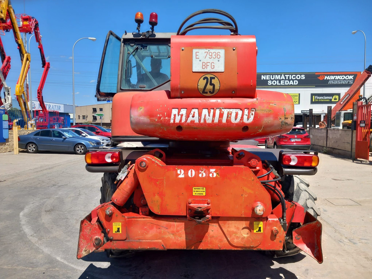 MANITOU MRT1742 - Telescopic handler: picture 5 MANITOU MRT1742 - Telescopic handler: picture 5