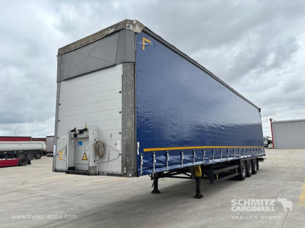 SCHMITZ Curtainsider Varios - Curtainsider semi-trailer: picture 4 SCHMITZ Curtainsider Varios - Curtainsider semi-trailer: picture 4