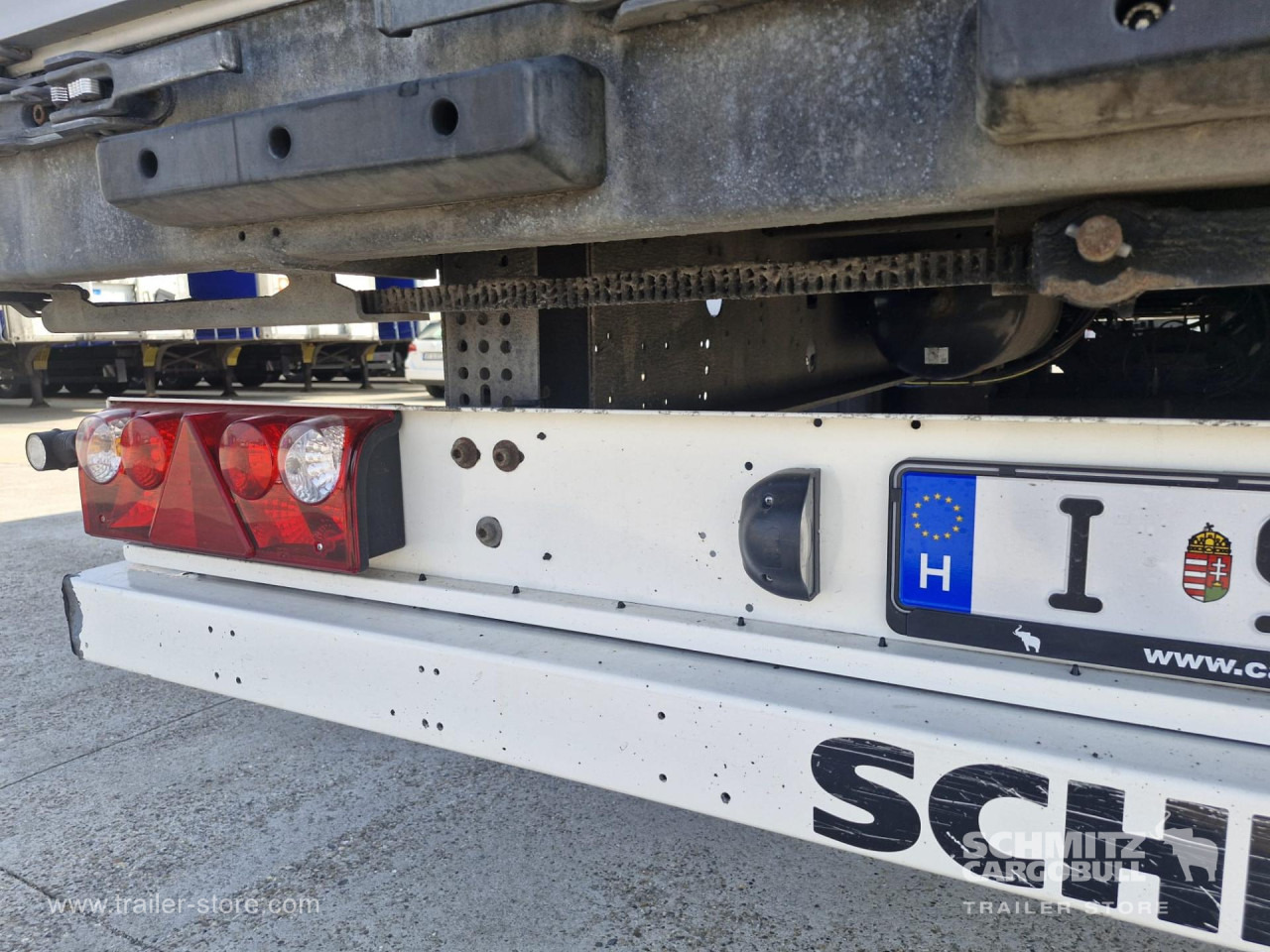 SCHMITZ Curtainsider Varios - Curtainsider semi-trailer: picture 3 SCHMITZ Curtainsider Varios - Curtainsider semi-trailer: picture 3