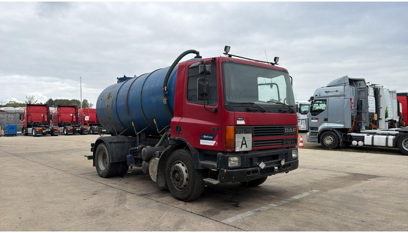 DAF 75 ATI 270 (10500 L / MANUAL PUMP / MANUAL GEARBOX / STEEL SUSP. / LAMES / POMPE MANUELLE) - Vacuum truck: picture 2 DAF 75 ATI 270 (10500 L / MANUAL PUMP / MANUAL GEARBOX / STEEL SUSP. / LAMES / POMPE MANUELLE) - Vacuum truck: picture 2