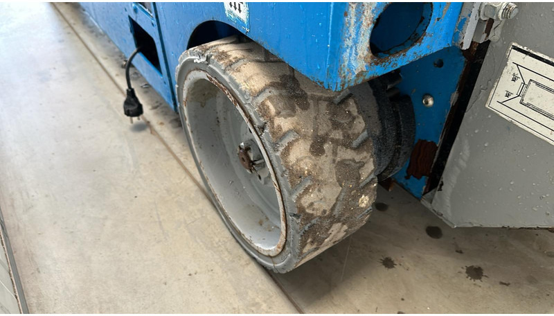 Scissor lift Genie GS1932 (8 meter): picture 6